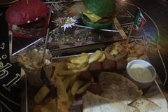 Клевер Ириш Паб / Clever Irish Pub г. Минск, ул. Гикало, 5