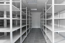 Стеллажник